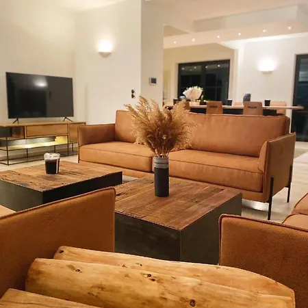 Le Pact - Familial Vakantiehuis *