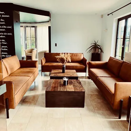 Le Pact - Familial *